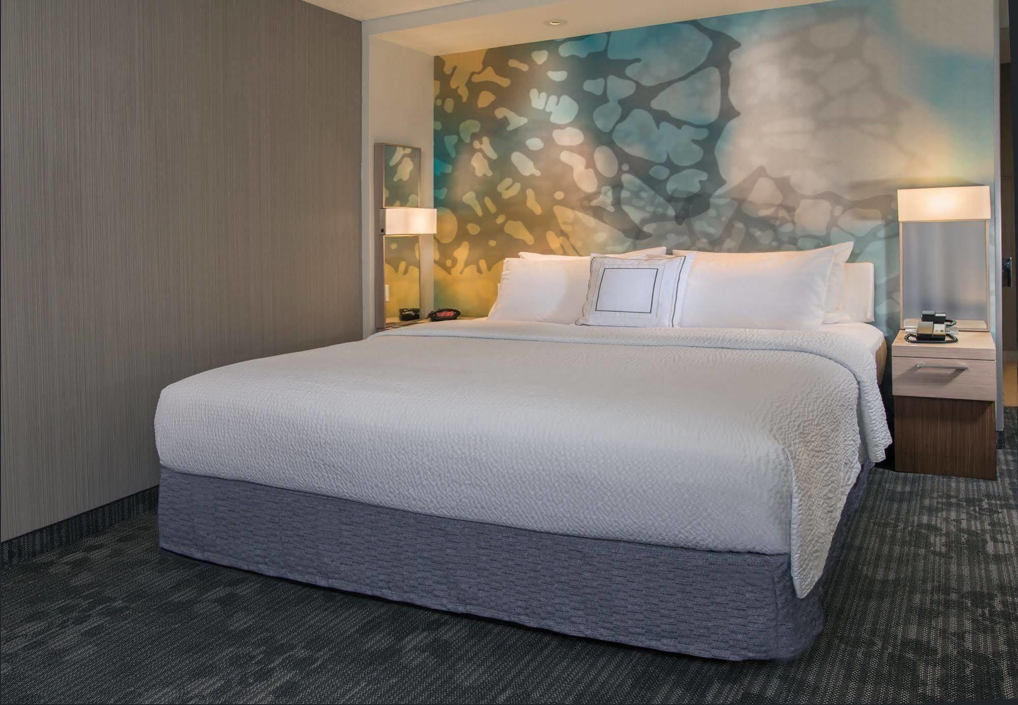 Courtyard By Marriott Fayetteville Fort Liberty - Спринг-Лейк Экстерьер фото
